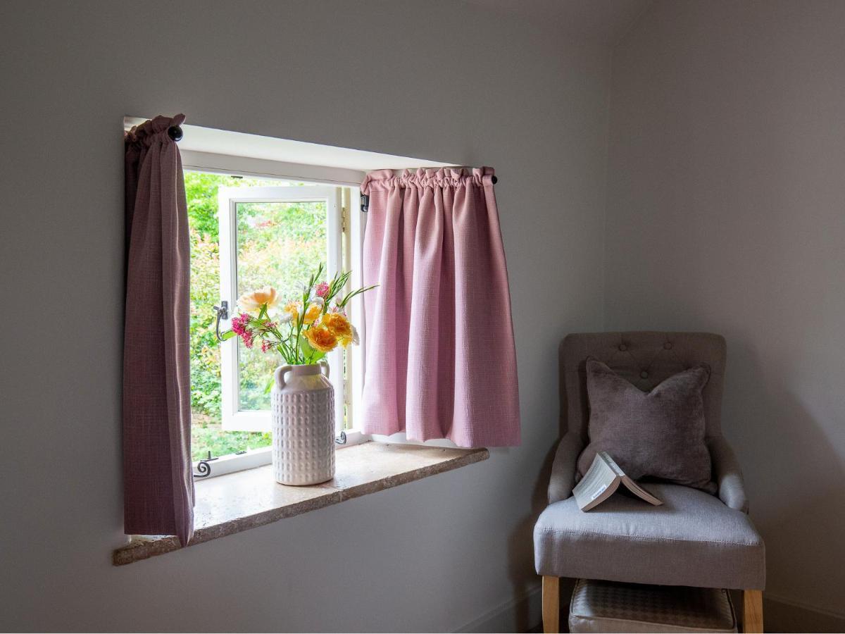 Climbing Rose Cottage - Dog Friendly - Peaceful Cotswold Cottage Adlestrop Ngoại thất bức ảnh