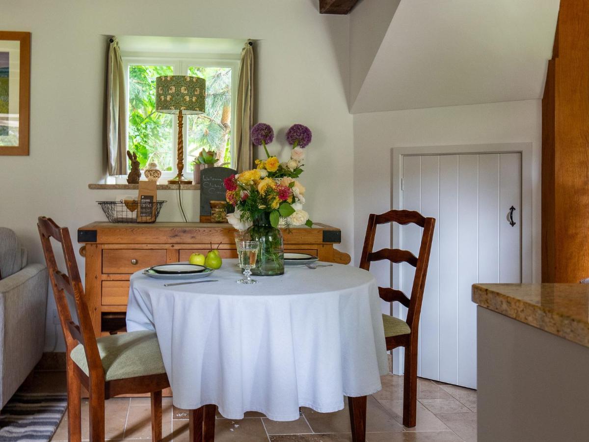 Climbing Rose Cottage - Dog Friendly - Peaceful Cotswold Cottage Adlestrop Ngoại thất bức ảnh