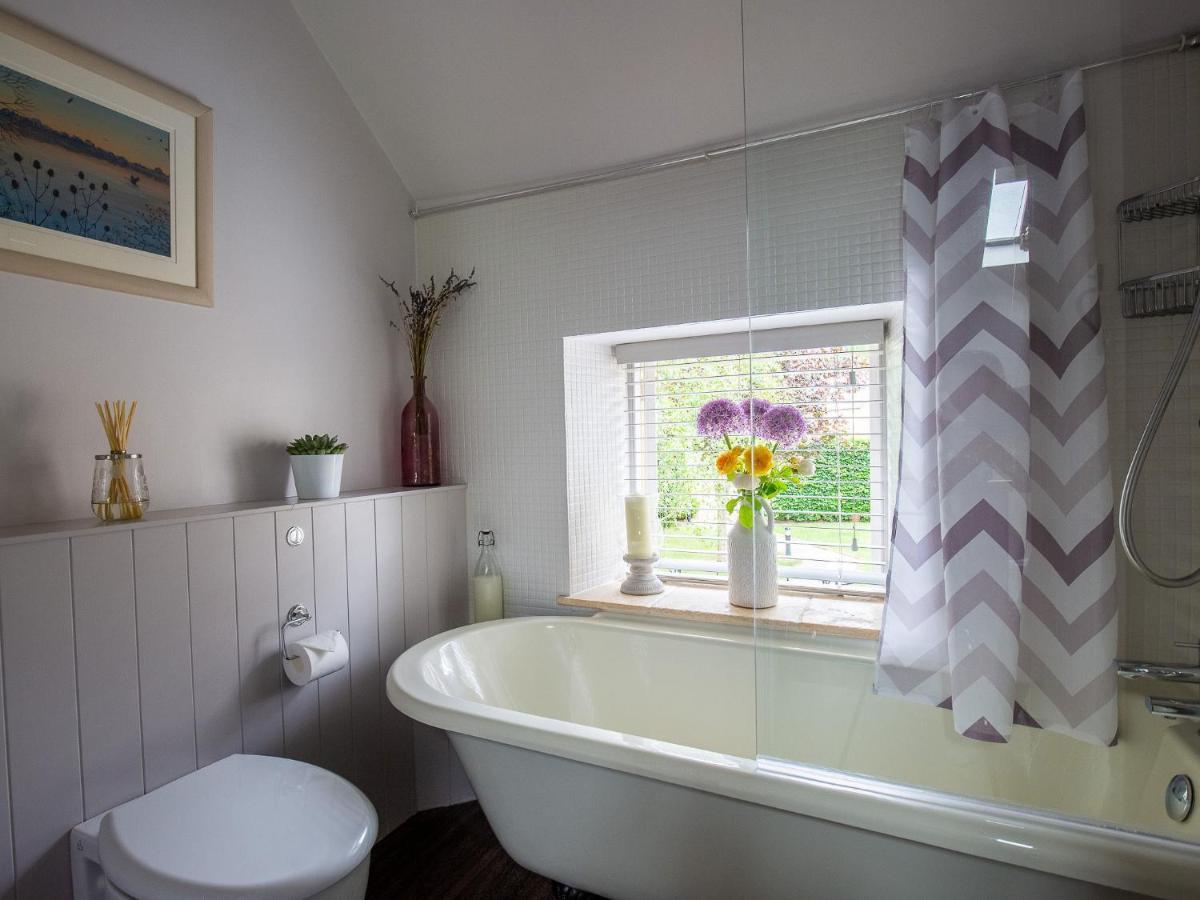 Climbing Rose Cottage - Dog Friendly - Peaceful Cotswold Cottage Adlestrop Ngoại thất bức ảnh